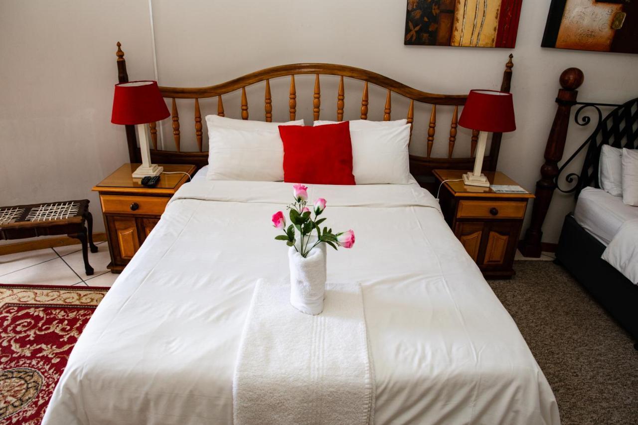 Woodpecker Guesthouse 픽스버그 외부 사진